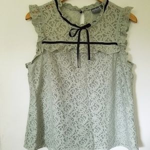 NY&C Soho Jeans desert sage lace overlay blouse, M